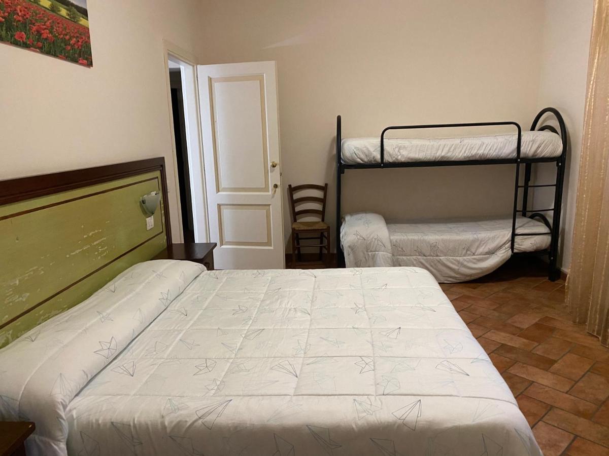 ナルニ Agriturismo Copriterraヴィラ エクステリア 写真